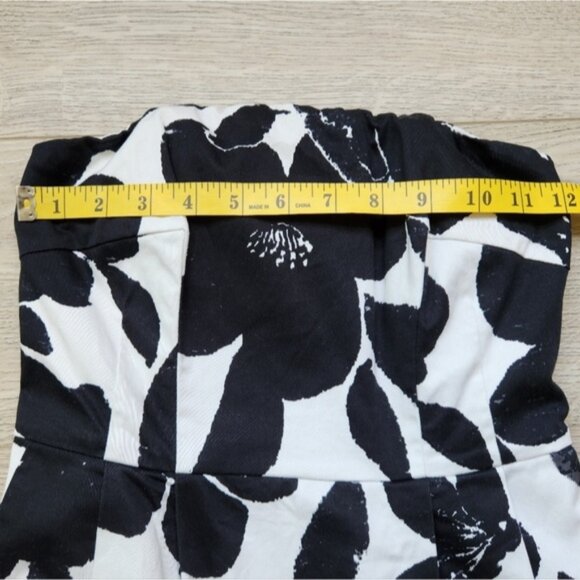 Express Design Studio Floral Dress Womens 0 Black and White Strapless Summer - Picture 12 of 13